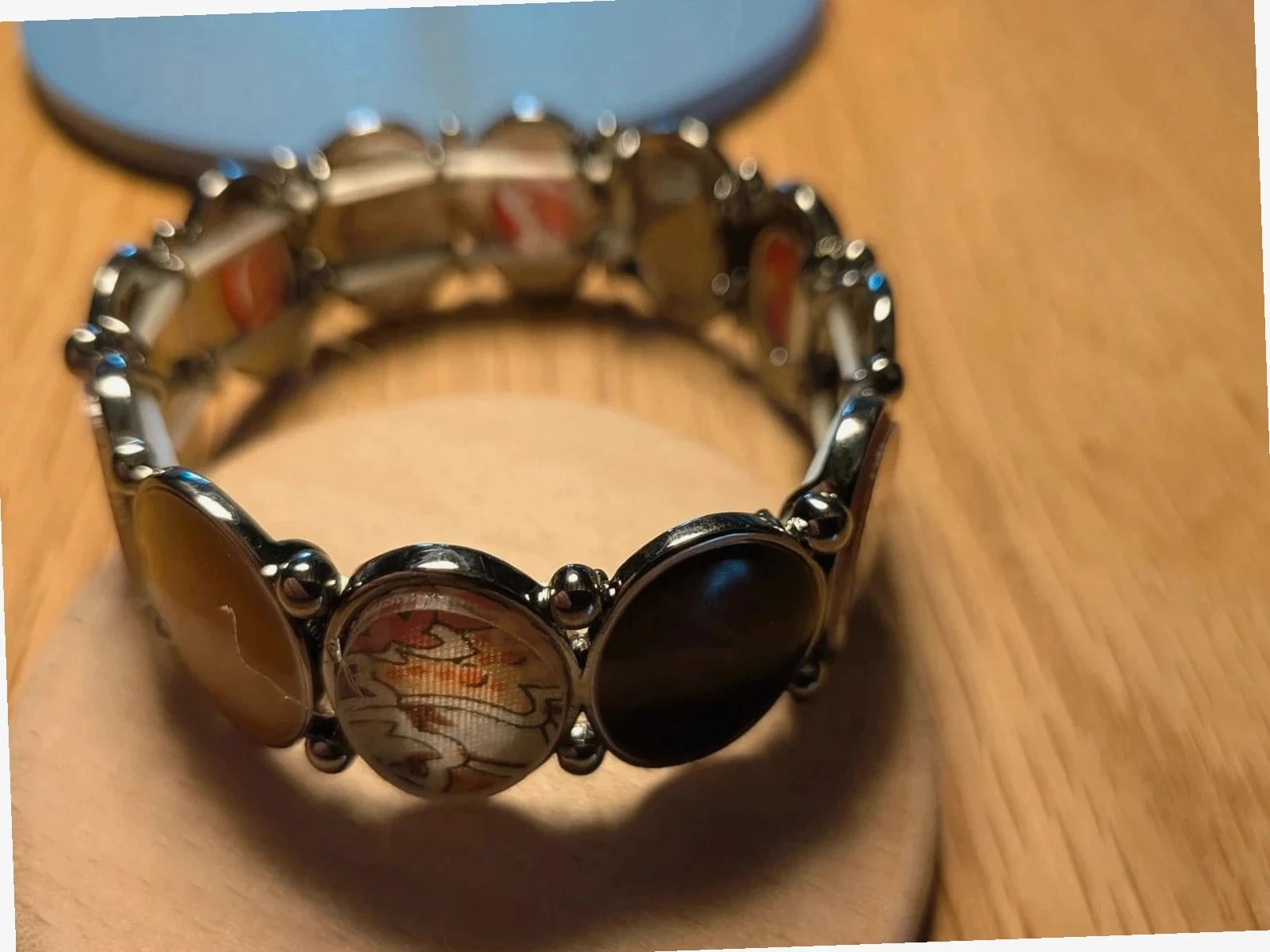 Stunning silver-tone paillette and reflective fantasy bracelet – photo 2